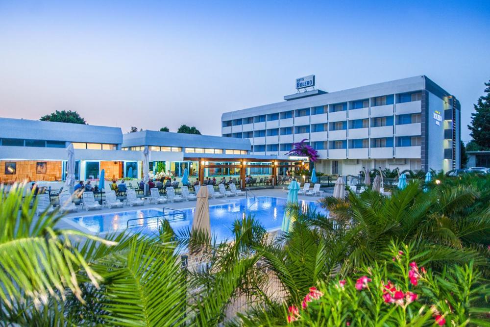 Hotel Bolero بيوغْغاد نا موغو المظهر الخارجي الصورة